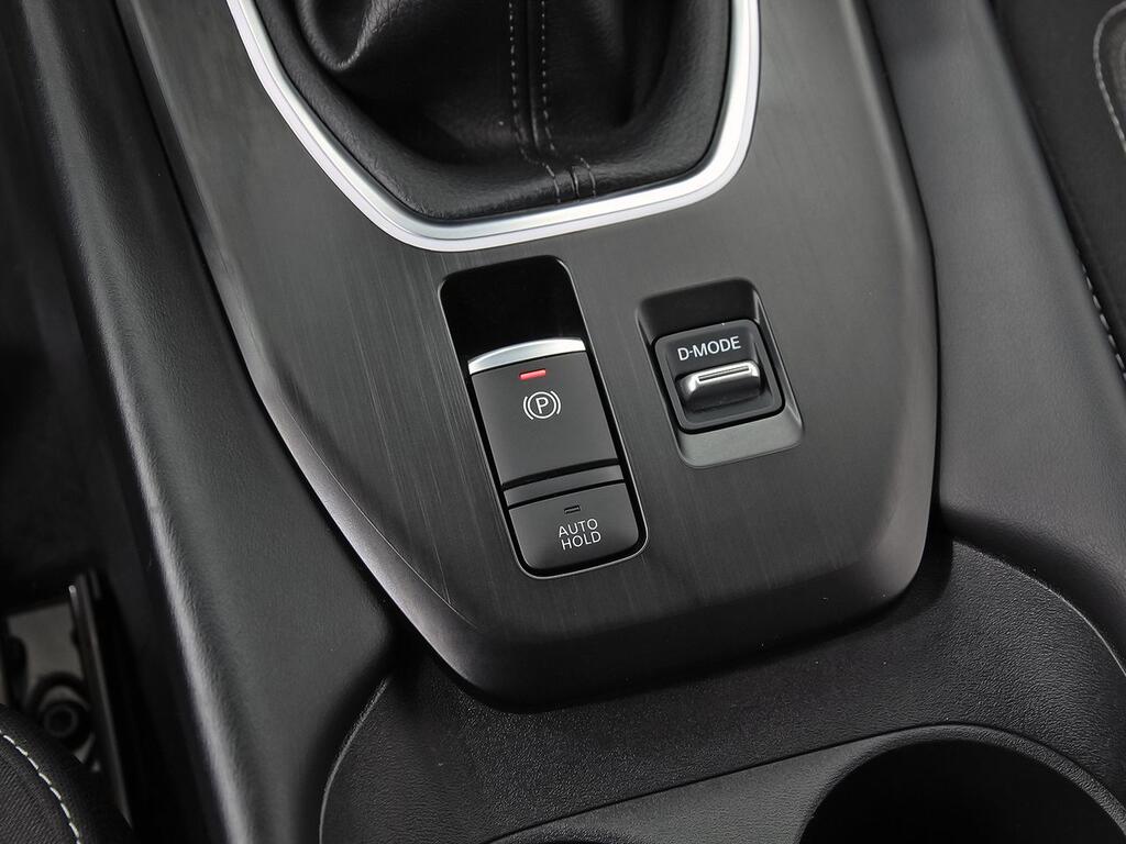 Nissan Qashqai DIG-T 103kW N-Connecta 29