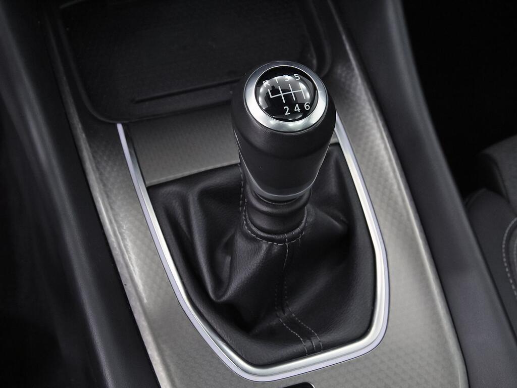 Nissan Qashqai DIG-T 103kW N-Connecta 33
