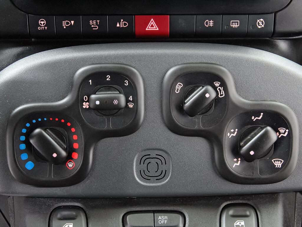 Fiat Panda City Life Hybrid 1.0 Gse 51kw (70CV) 25