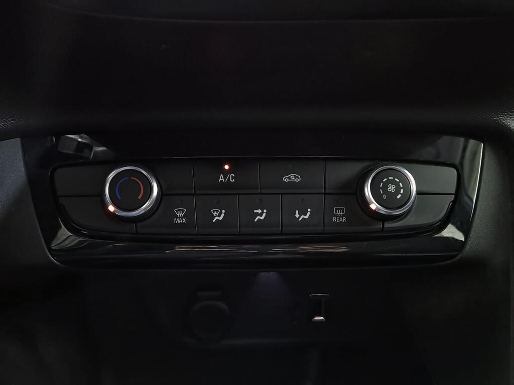 Opel Corsa 1.2T XHL 74kW (100CV) Elegance 22