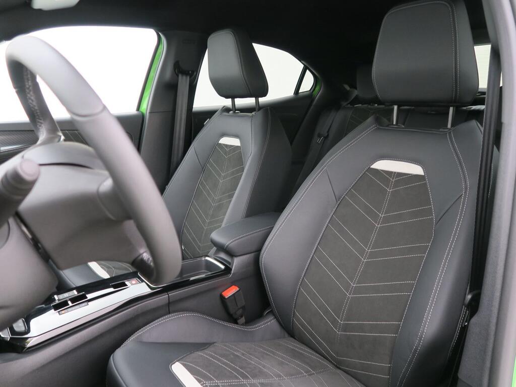 Opel Mokka BEV 50kWh Ultimate 14