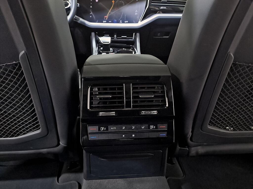 Volkswagen Touareg eHybrid Eleg 3.0 V6 TSI 280kW Tip 4M 41