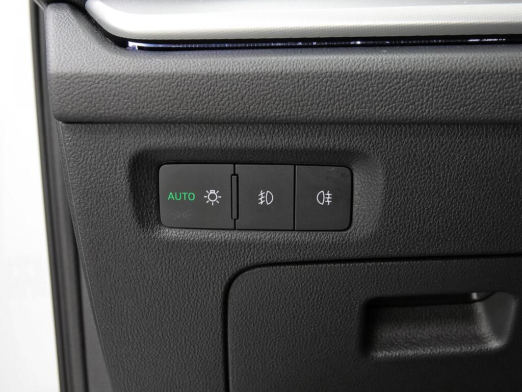 Skoda Octavia Combi 2.0 TDI 110kW DSG Ambition Plus 10