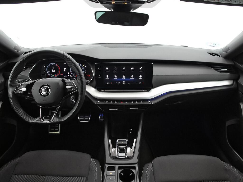 Skoda Octavia Combi 2.0 TDI 110kW DSG Ambition Plus 4