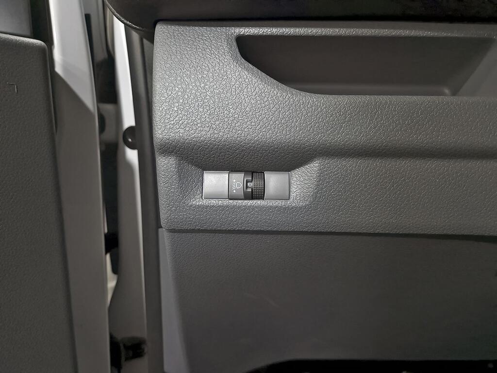 Peugeot Expert FURGON PRO 1.5 BLUEHDI 100 S&S STANDARD 4P 13