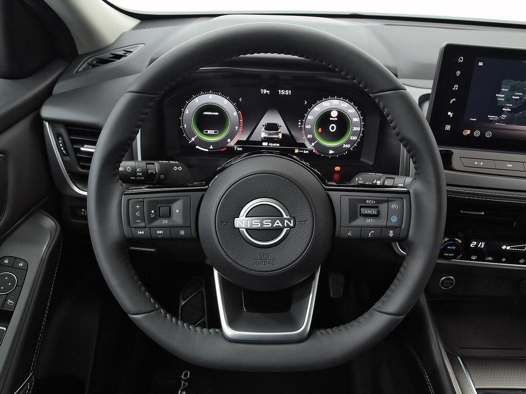 Nissan Qashqai DIG-T 103kW N-Connecta 18
