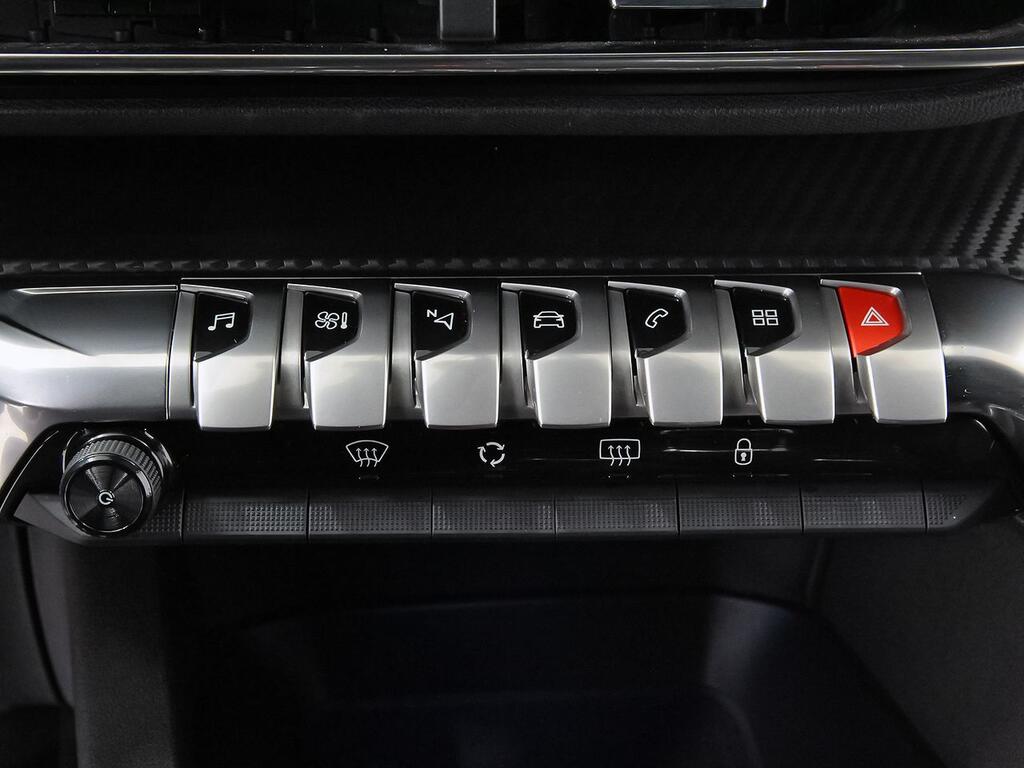 Peugeot 3008 1.2 PureTech 96KW S&S Allure Pack 28