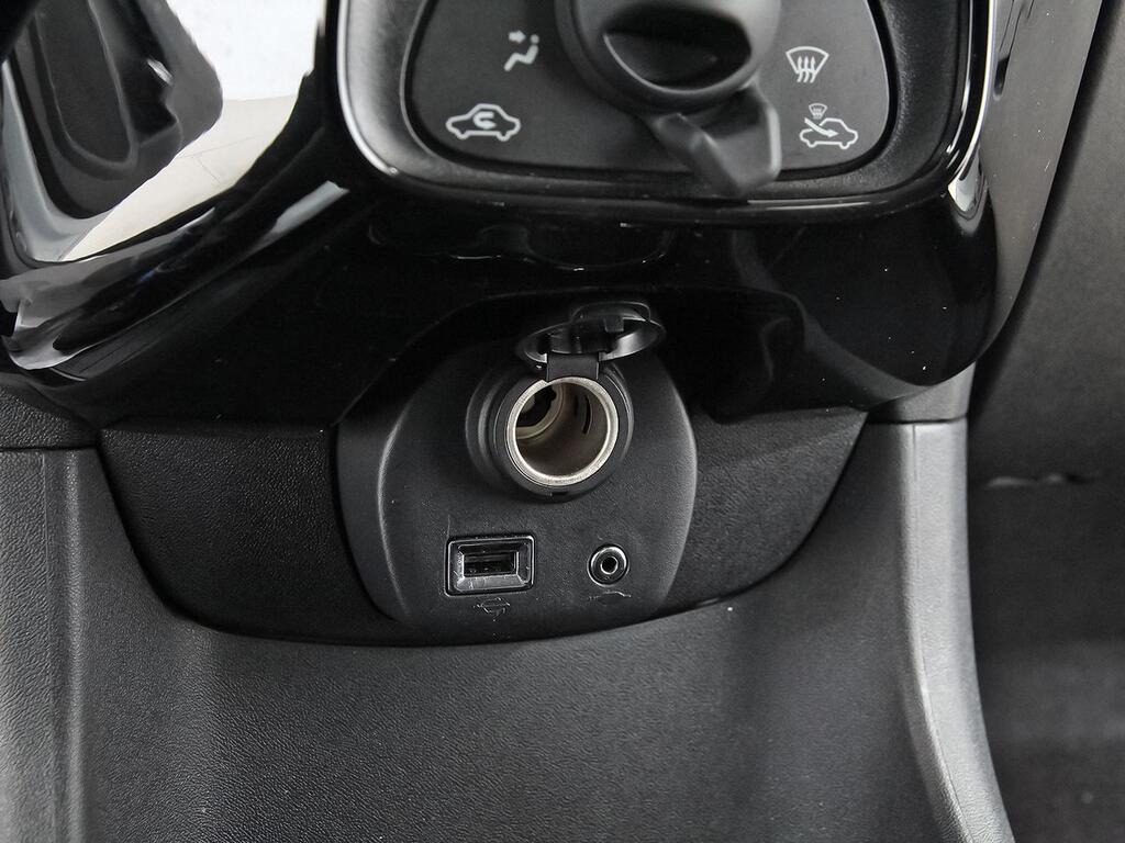 Citroën C1 VTi 53kW (72CV) S&S City Edition 25