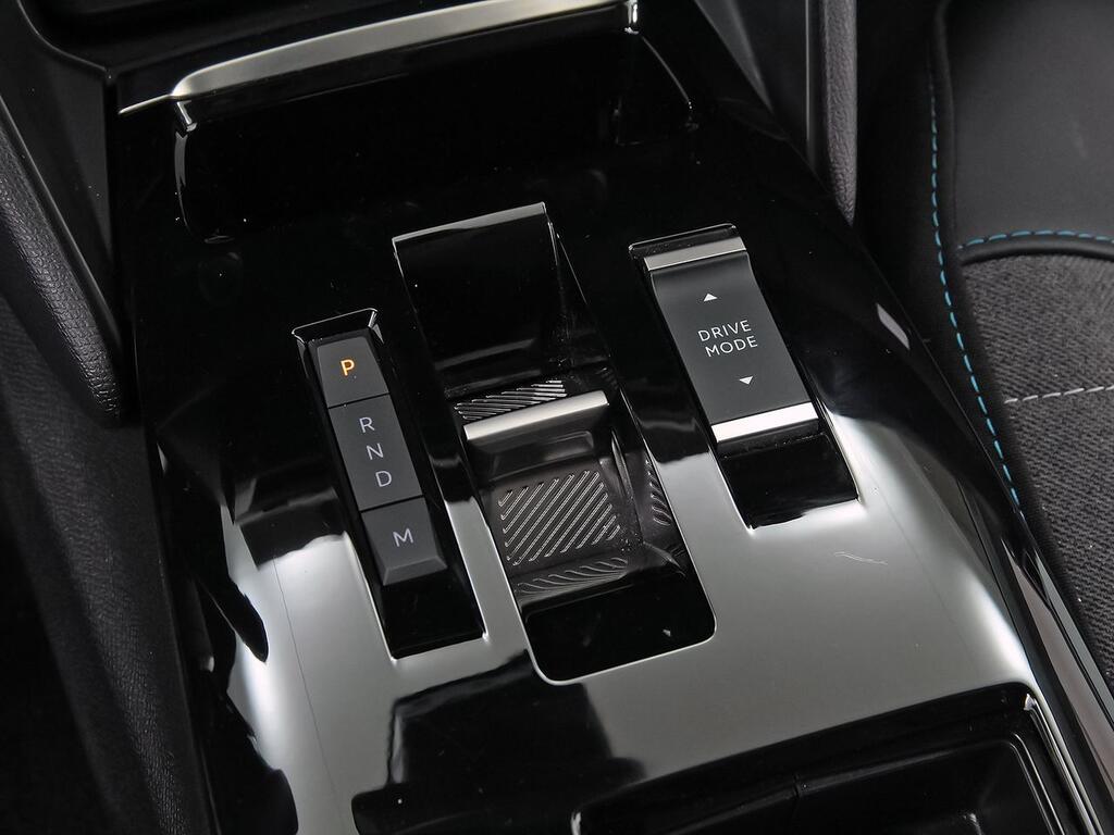 Citroën C4 Hybrid 136 e-DCS6 Plus 31