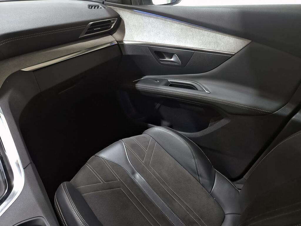 Peugeot 3008 1.5 BlueHDi 96kW (130CV) S&S GT 29