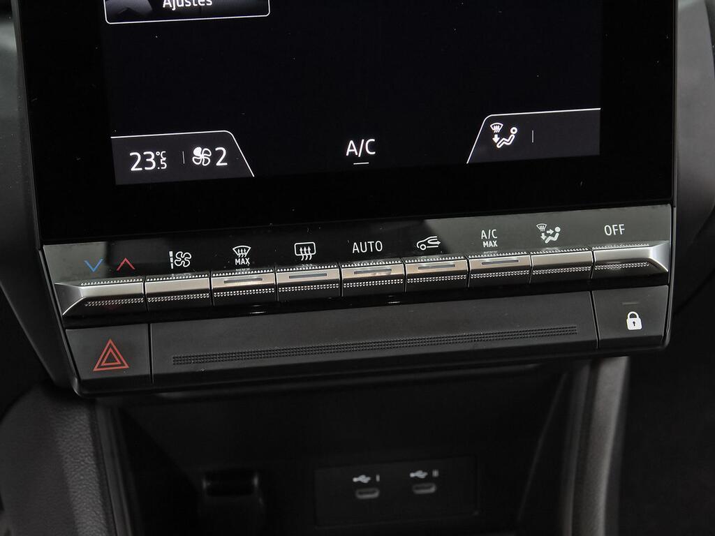 Renault Captur techno TCe 67kW (90CV) 31