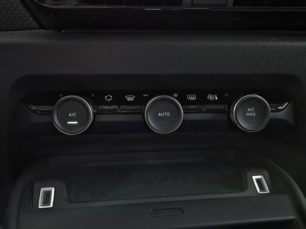 Citroën C4 BlueHDi 130 S&S EAT8 Shine 23