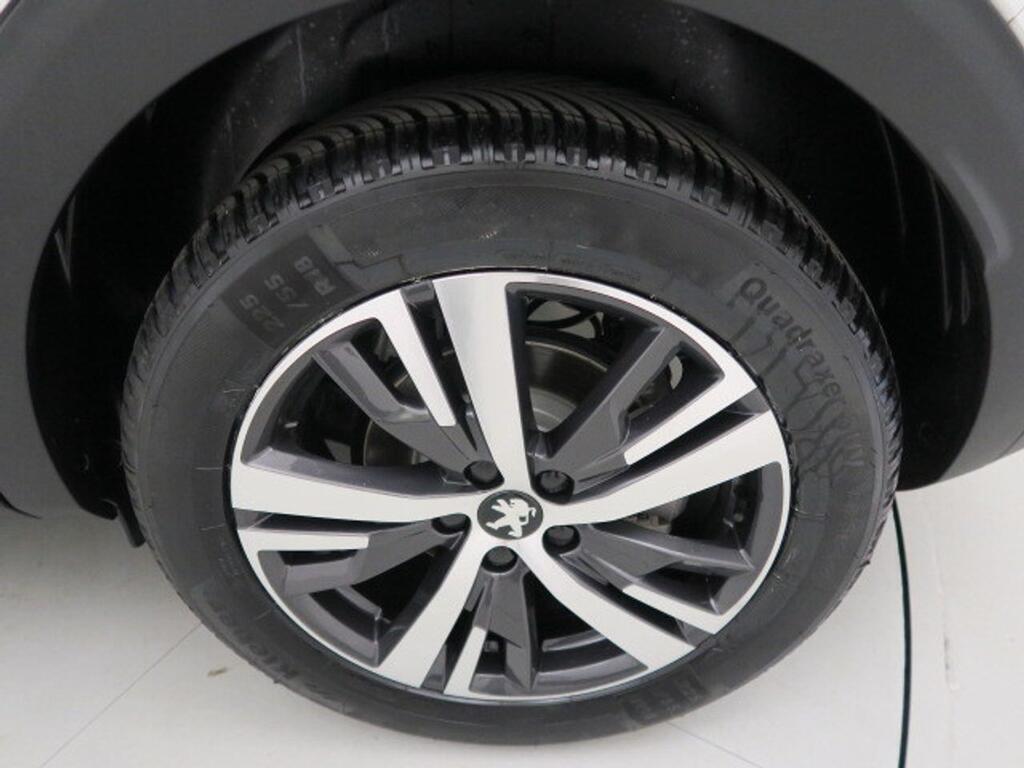 Peugeot 3008 1.2 PureTech 96KW S&S Allure Pack 23