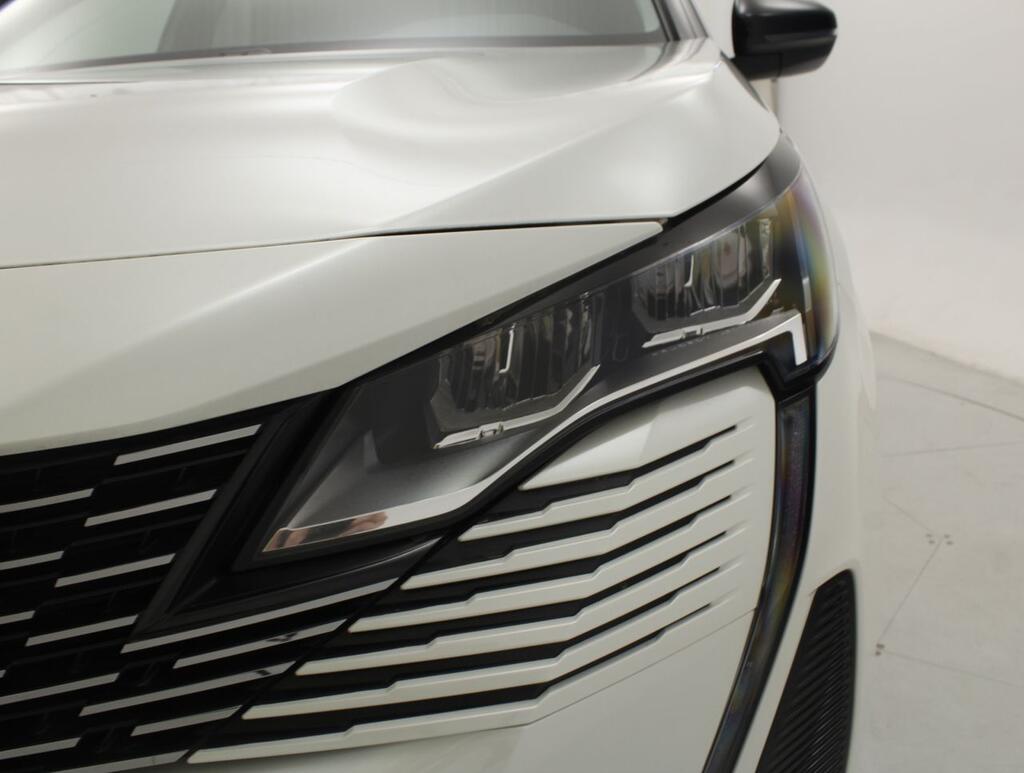 Peugeot 3008 1.2 PureTech 96KW S&S Allure Pack 21