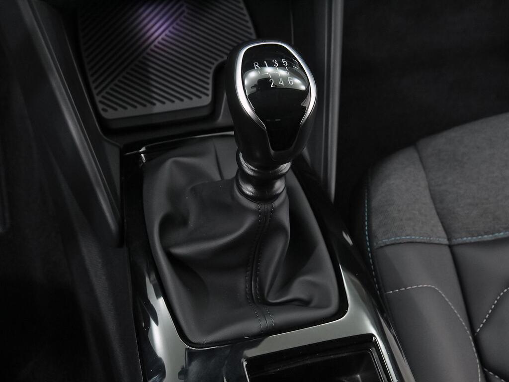 Citroën C4 PureTech 130 S&S 6v Shine 32