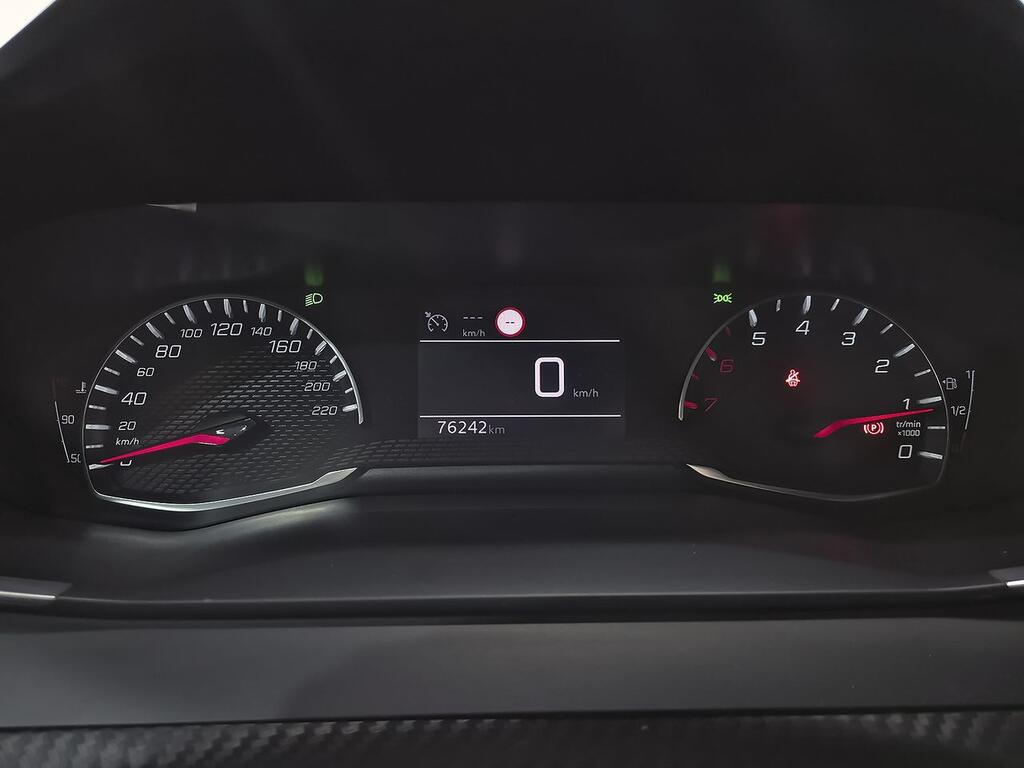 Peugeot 2008 Active Pack BlueHDI 81kW (110CV) 13