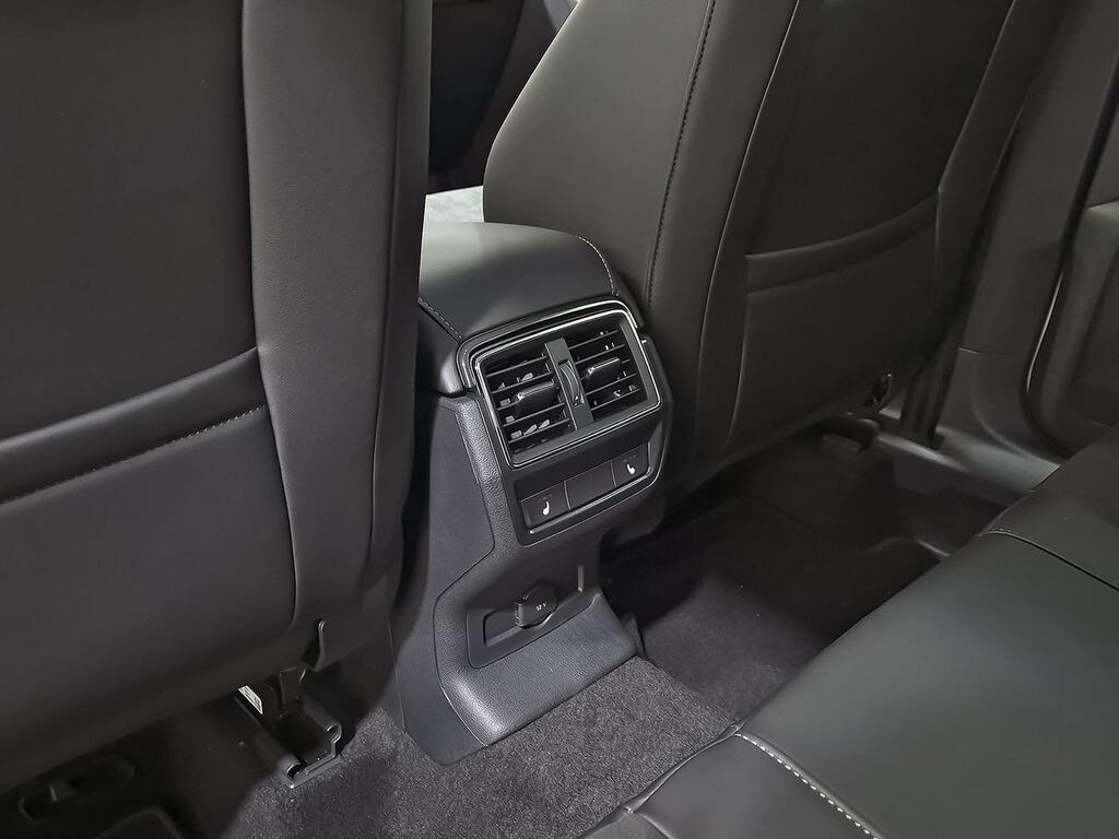 Skoda Karoq 1.5 TSI 110kW (150CV) DSG ACT Plus 31