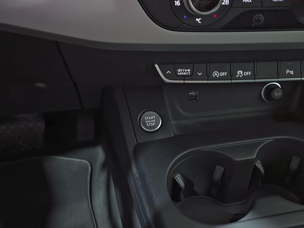 Audi A4 Avant Advanced 35 TDI 120kW S tronic 27