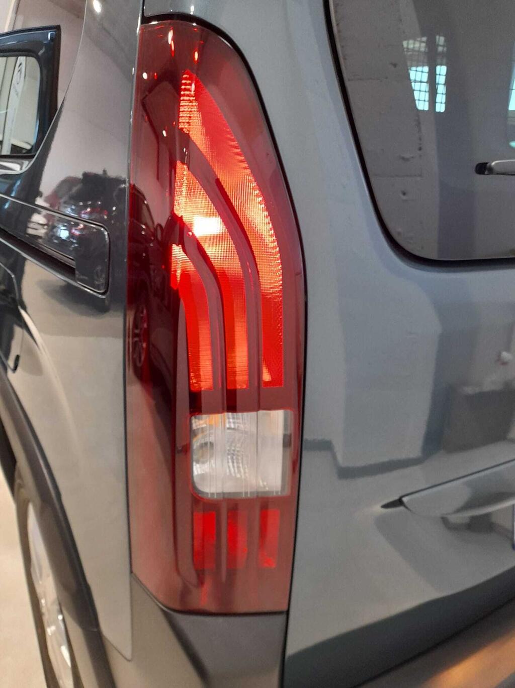 Peugeot Rifter 1.5 BLUEHDI 100 ALLURE BUSINESS STAN 5P (N1) 17