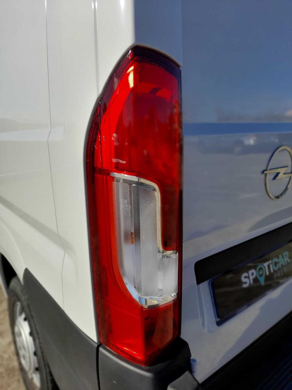 Opel Movano FG 2.2 BLUEHDI 120 L2H2 3.3T FWD BASE 4P 17