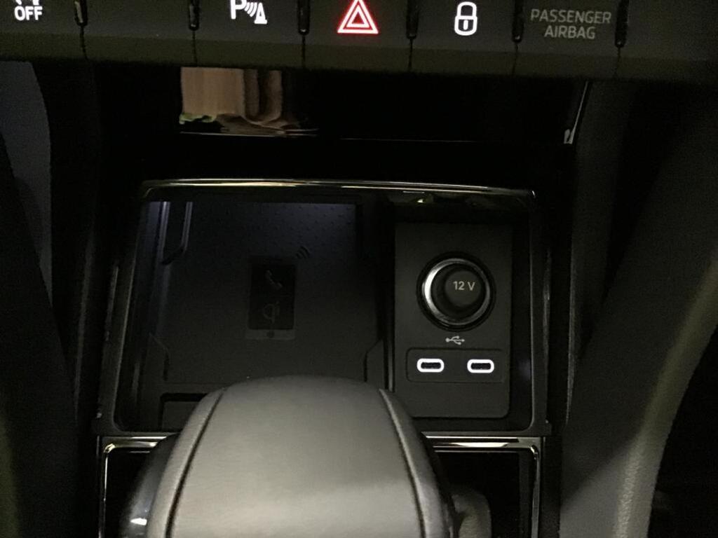 Skoda Karoq 1.5 TSI 110kW (150CV) DSG ACT Sportline 12