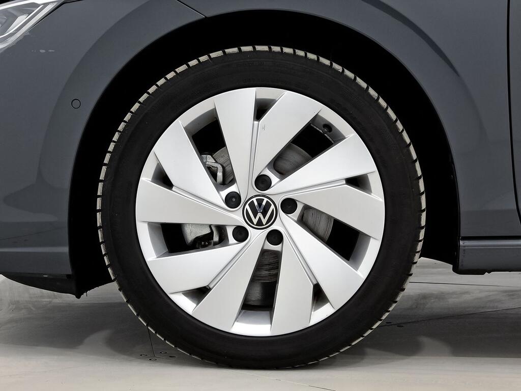 Volkswagen Golf ″Más″ 1.5 TSI 85kW (115CV) 11