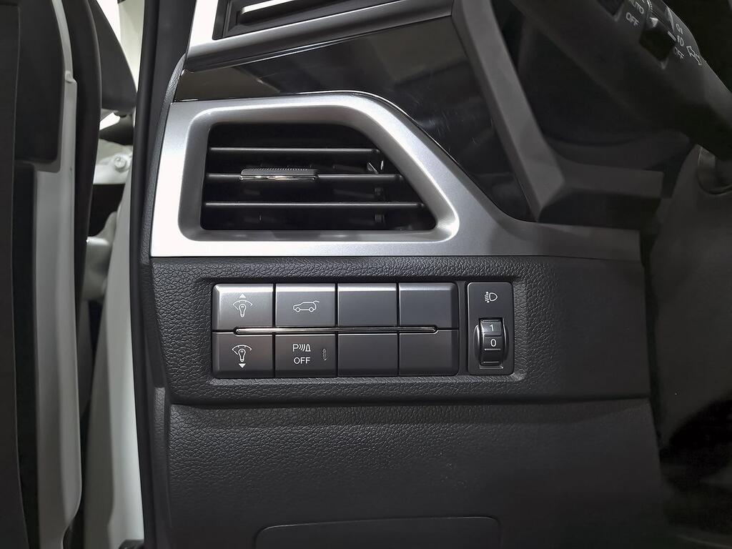 KGM Korando G15T Limited 4x4 Auto 13