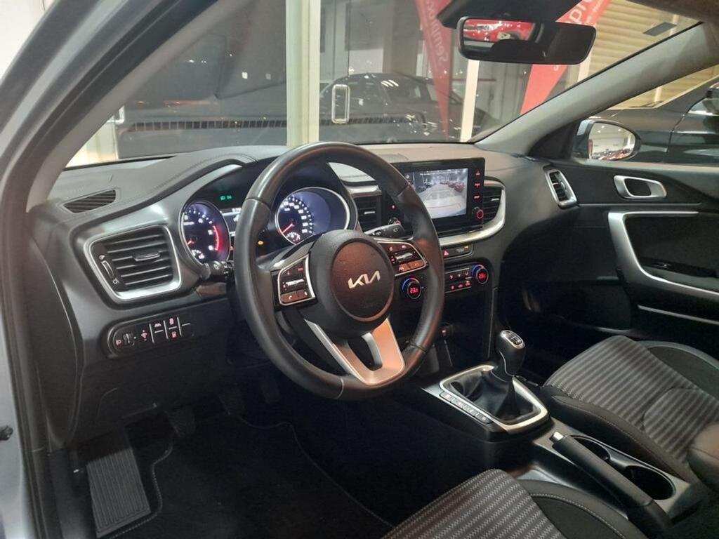 Kia Ceed 1.0 T-GDi 88kW (120CV) Drive 14