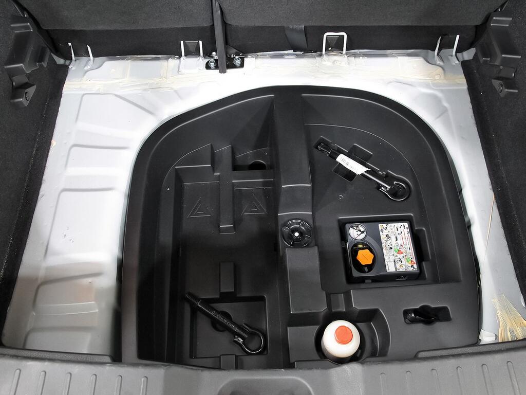 Nissan Juke DIG-T 84 kW (114 CV) DCT 7V N-Connecta 29