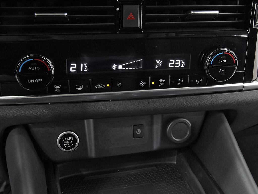 Nissan Qashqai DIG-T 116kW Xtronic N-Connecta 30