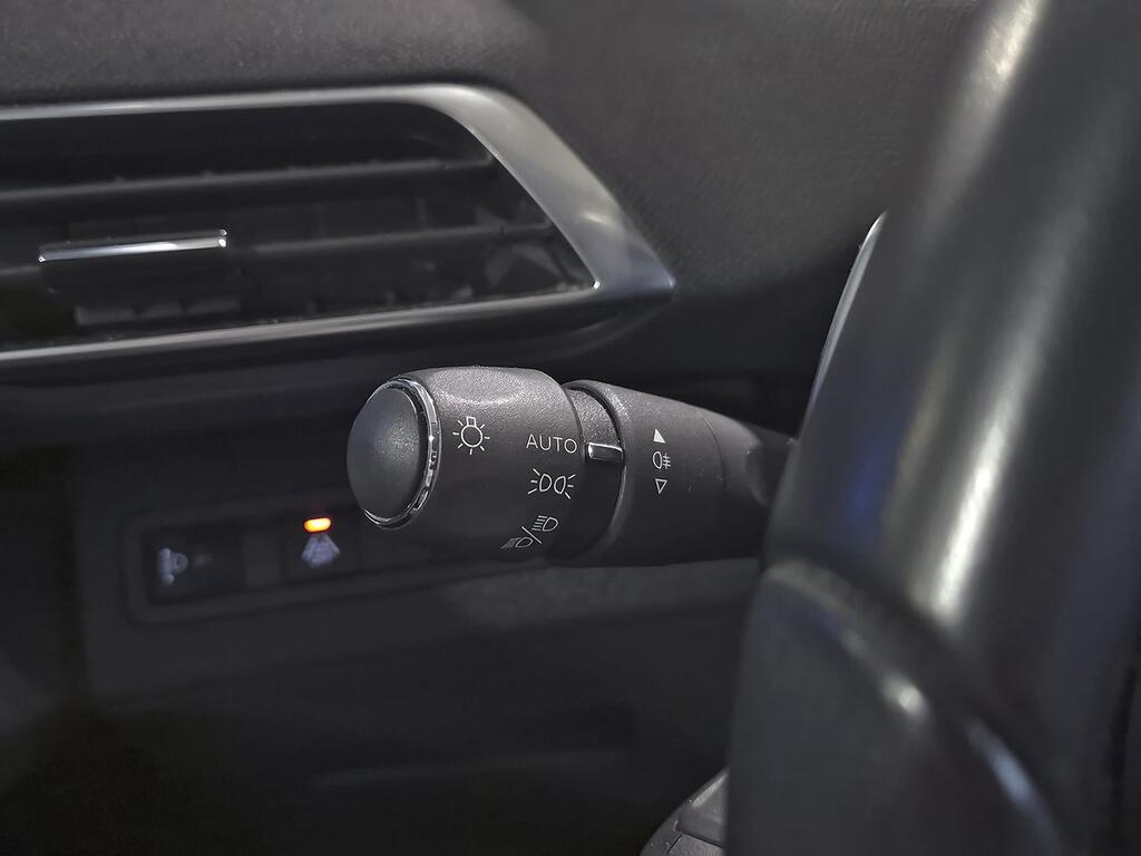 Peugeot 5008 1.5 BlueHDi 96kW S&S Allure Pack EAT8 17