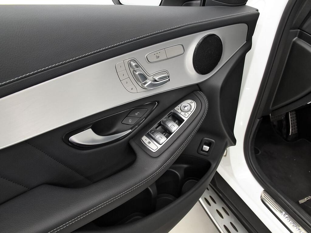 Mercedes GLC GLC 220 d 4MATIC 11