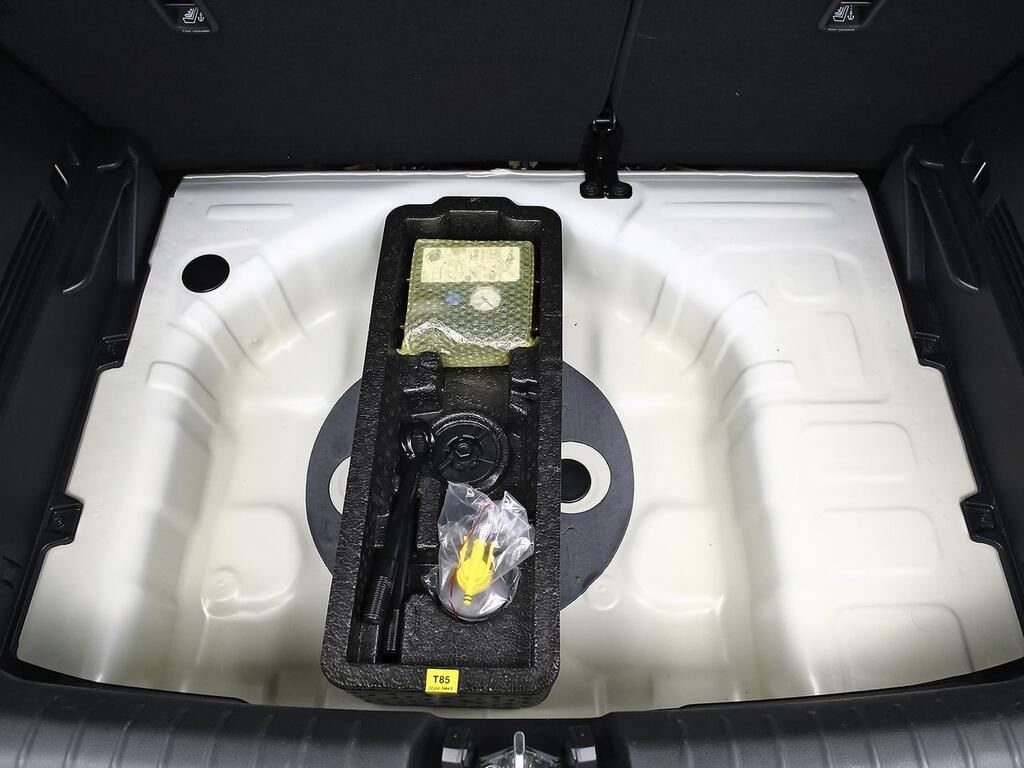 Kia Stonic 1.2 DPi 62kW (84CV) Concept 28