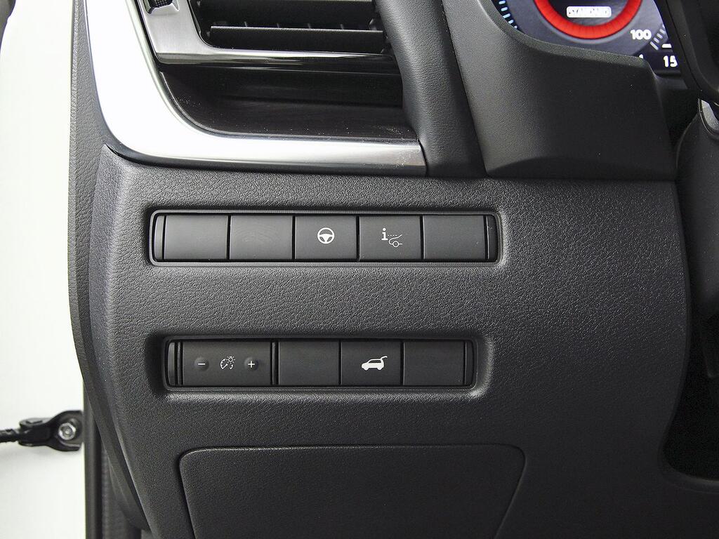 Nissan X-Trail 7pl 1.5 e-4ORCE 158kW 4x4 A/T Tekna 16