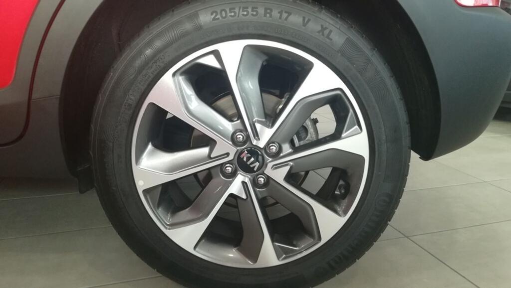 Kia Stonic 1.0 T-GDi 88kW (120CV) Drive Eco-Dynam 5