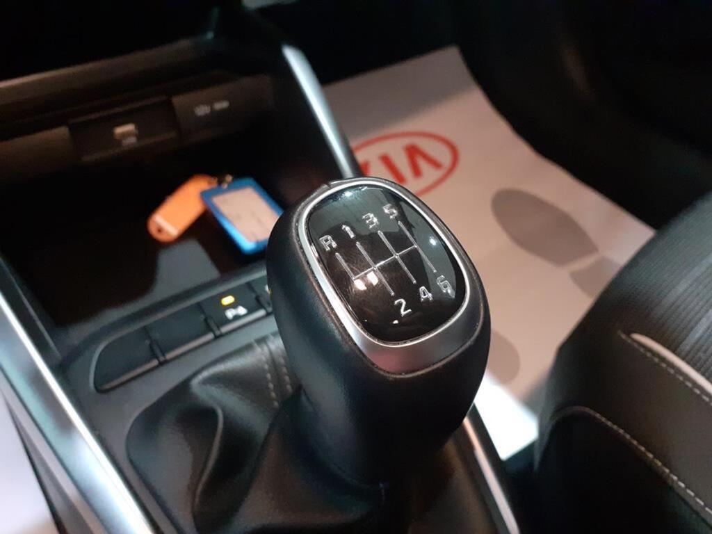 Kia Stonic 1.0 T-GDi 88kW (120CV) MHEV iMT GT Line 22
