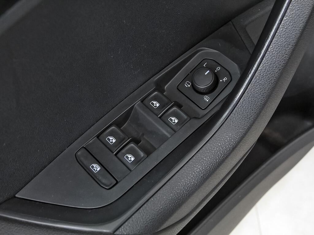 Skoda Karoq 1.5 TSI 110kW (150CV) DSG ACT Sportline 10