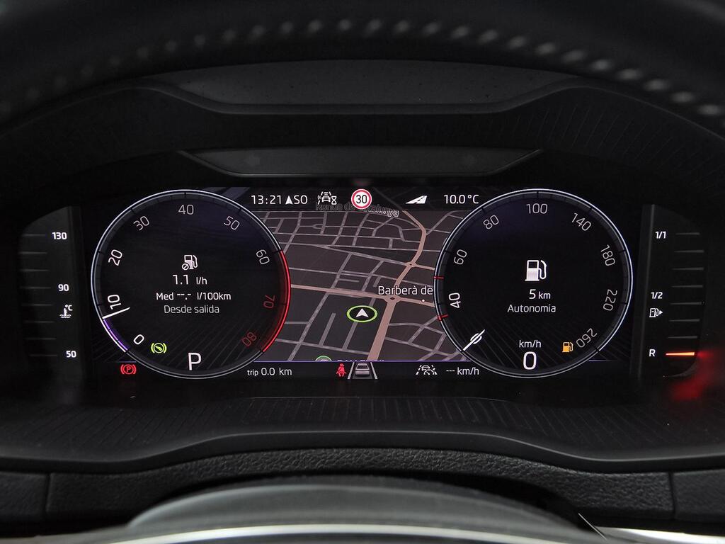 Skoda Karoq 1.5 TSI 110kW (150CV) DSG ACT Sportline 13