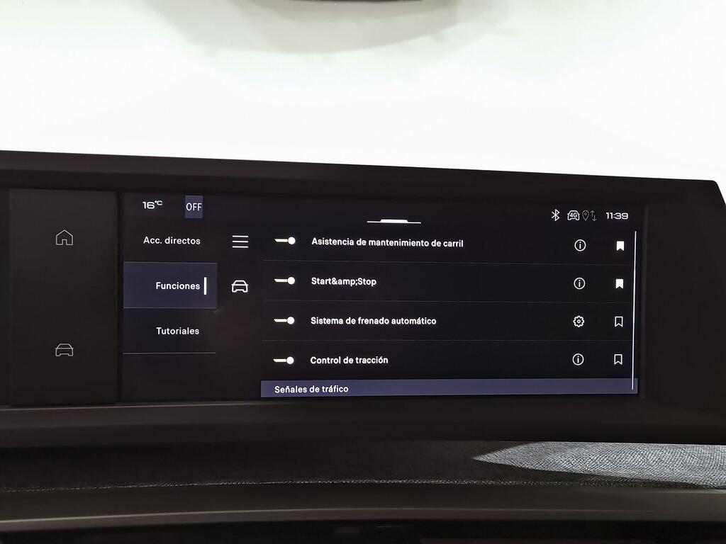 Peugeot 3008 Hybrid 1.2 100KW Allure eDCS6 23