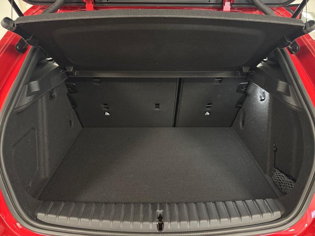 BMW Serie 1 116d Corporate Auto. 7