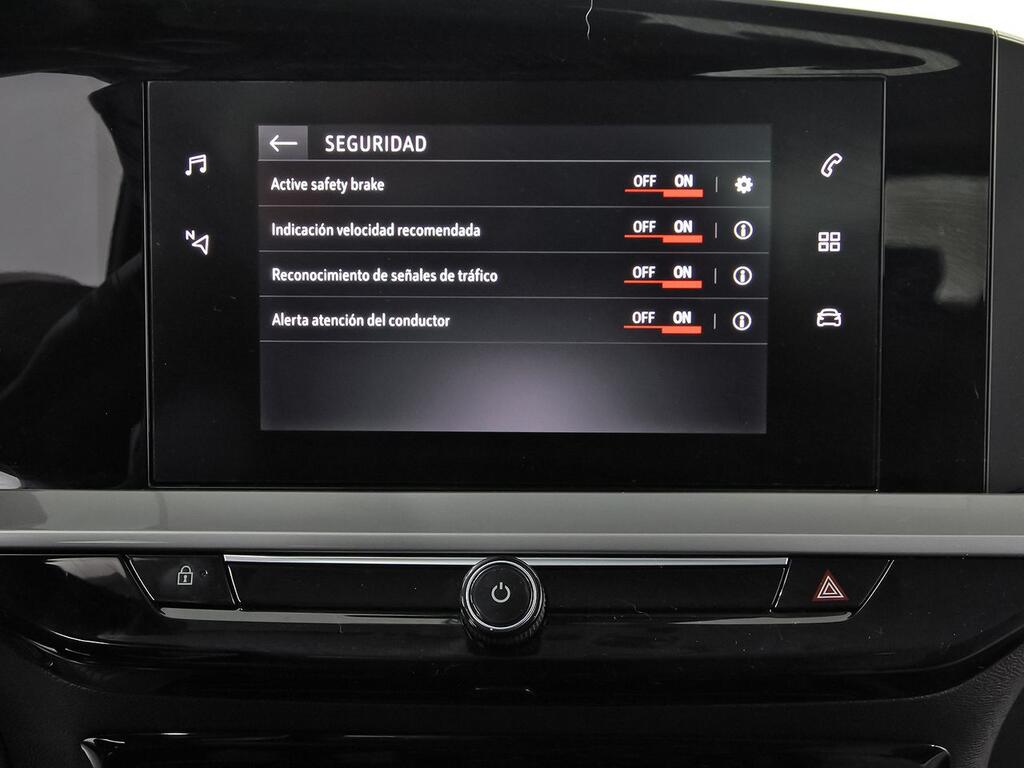 Opel Mokka 1.5 D Business Elegance 27