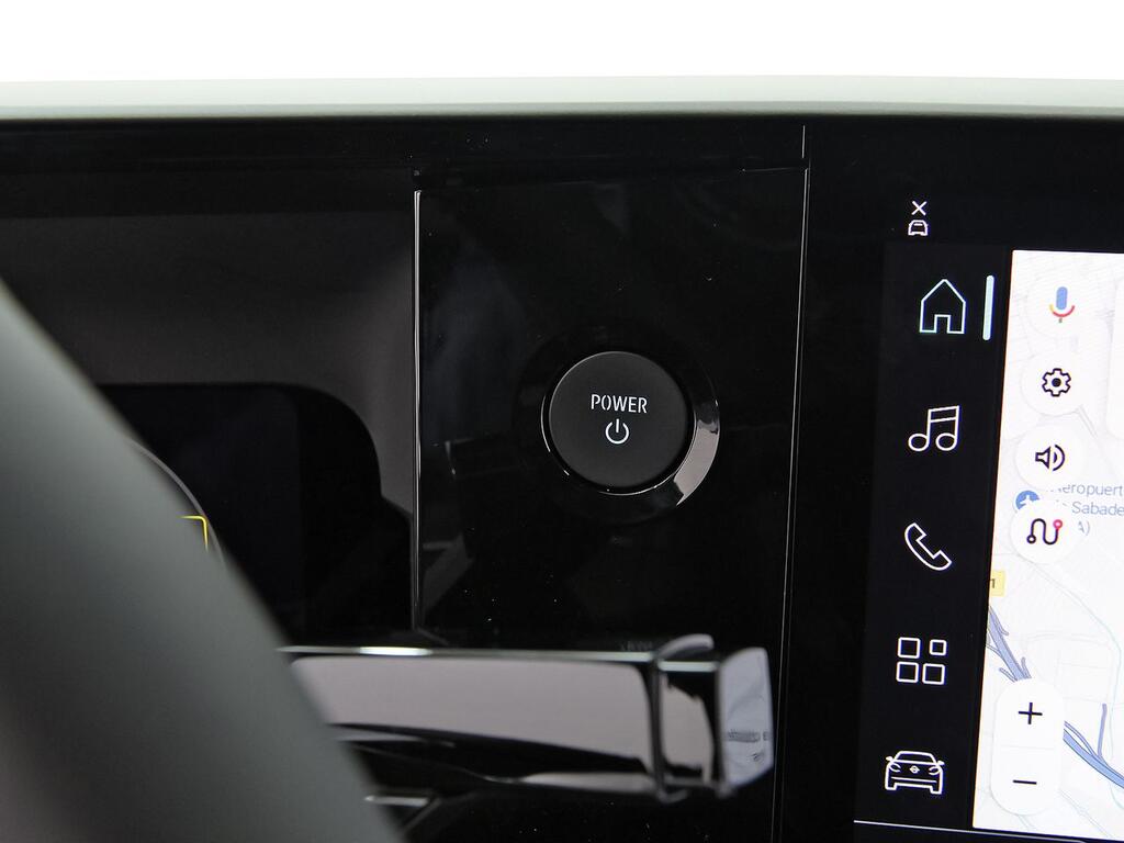 Nissan Micra Long Range 4x2 Tekna 22