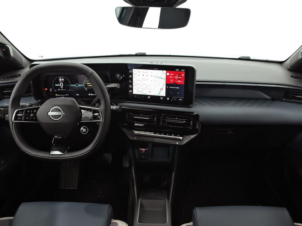 Nissan Micra Long Range 4x2 Tekna 6