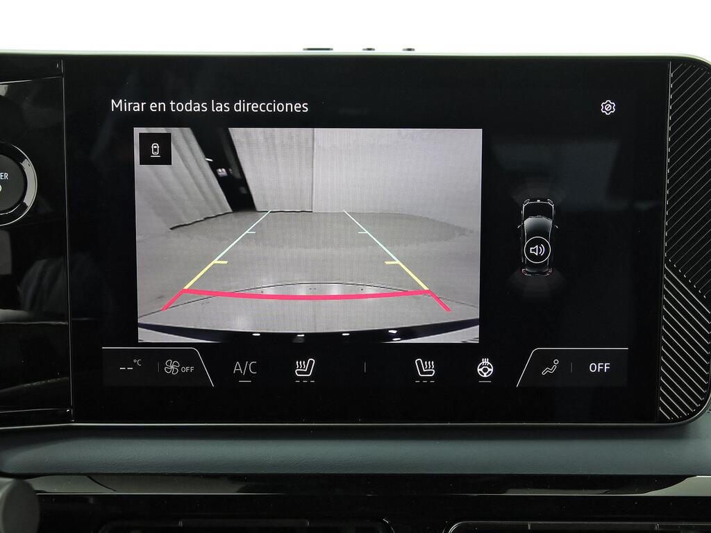 Nissan Micra Long Range 4x2 Tekna 27