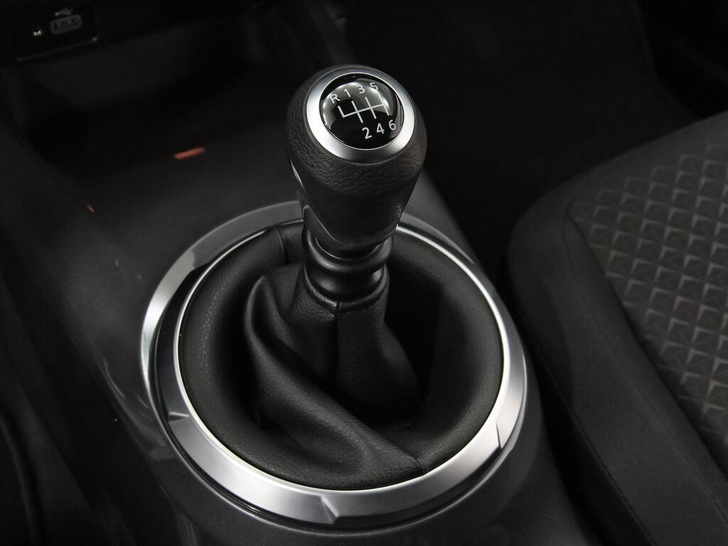 Nissan Juke DIG-T 84 kW (114 CV) 6M/T Acenta 27