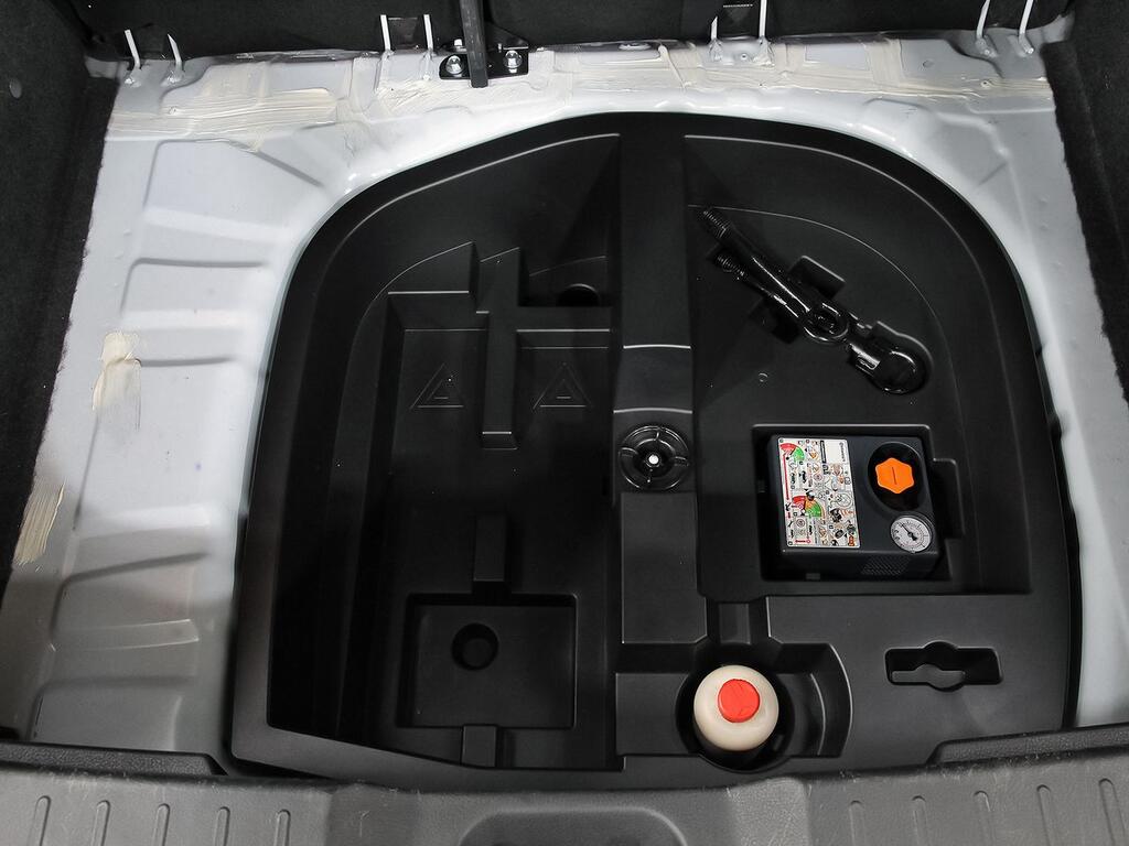 Nissan Juke DIG-T 84 kW (114 CV) 6M/T Acenta 28