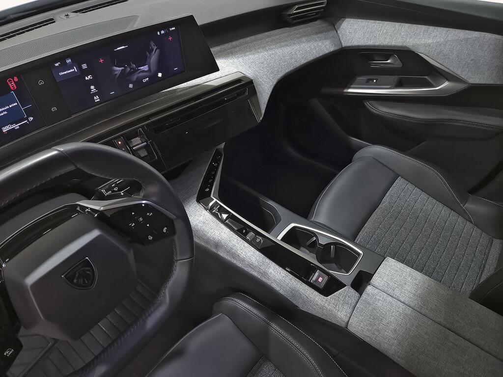 Peugeot 3008 Hybrid 1.2 100KW Allure eDCS6 31