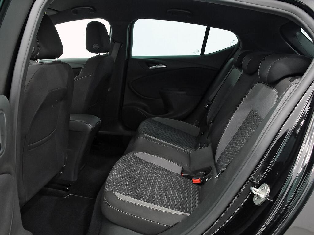 Opel Astra 1.2T SHL 81kW (110CV) GS Line 9