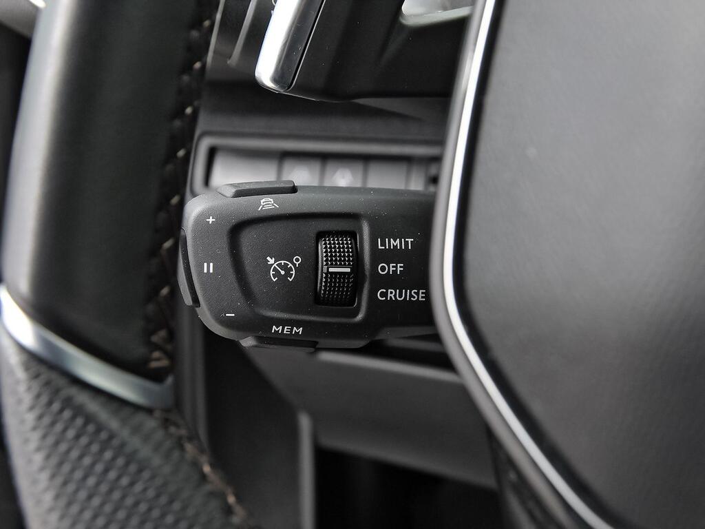 Peugeot 3008 1.2 PureTech 96KW S&S GT EAT8 17