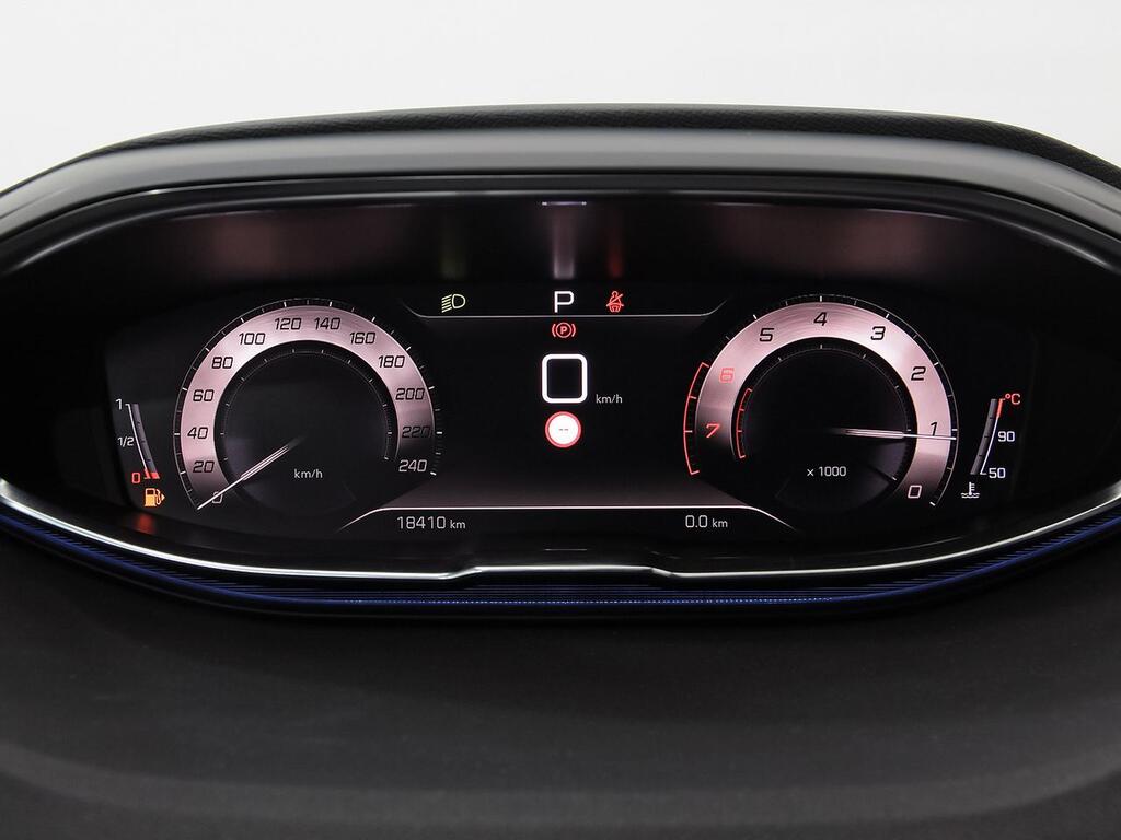 Peugeot 3008 1.2 PureTech 96KW S&S GT EAT8 15